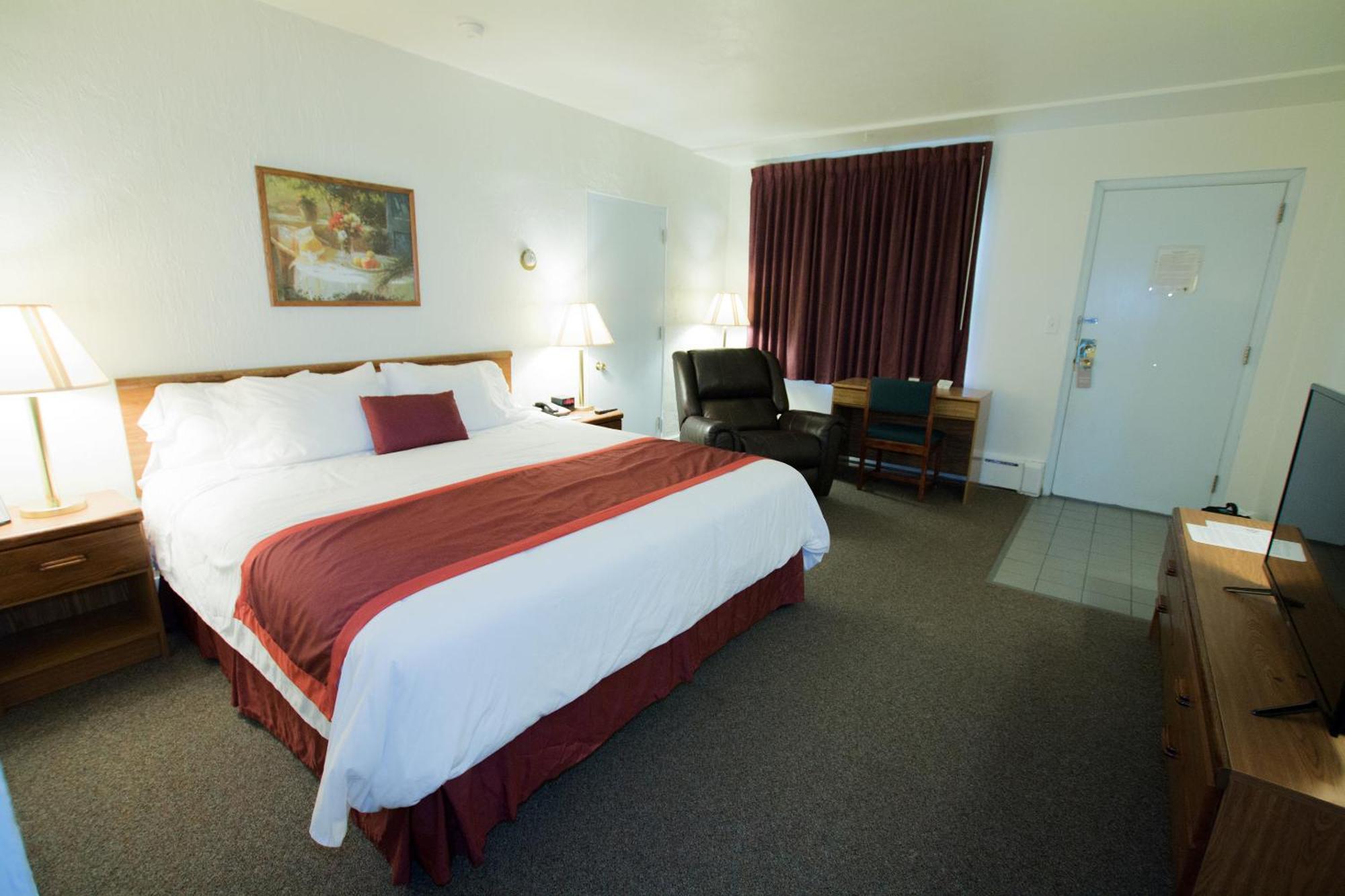 The Chalet Motel Mequon Екстериор снимка